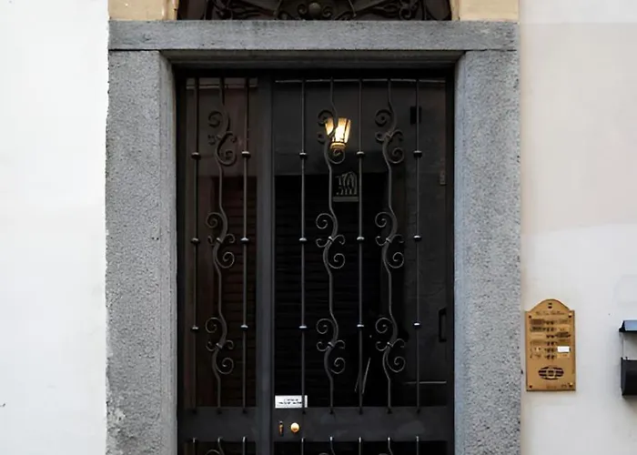 Centralissimo - Vista Alpi! شقة